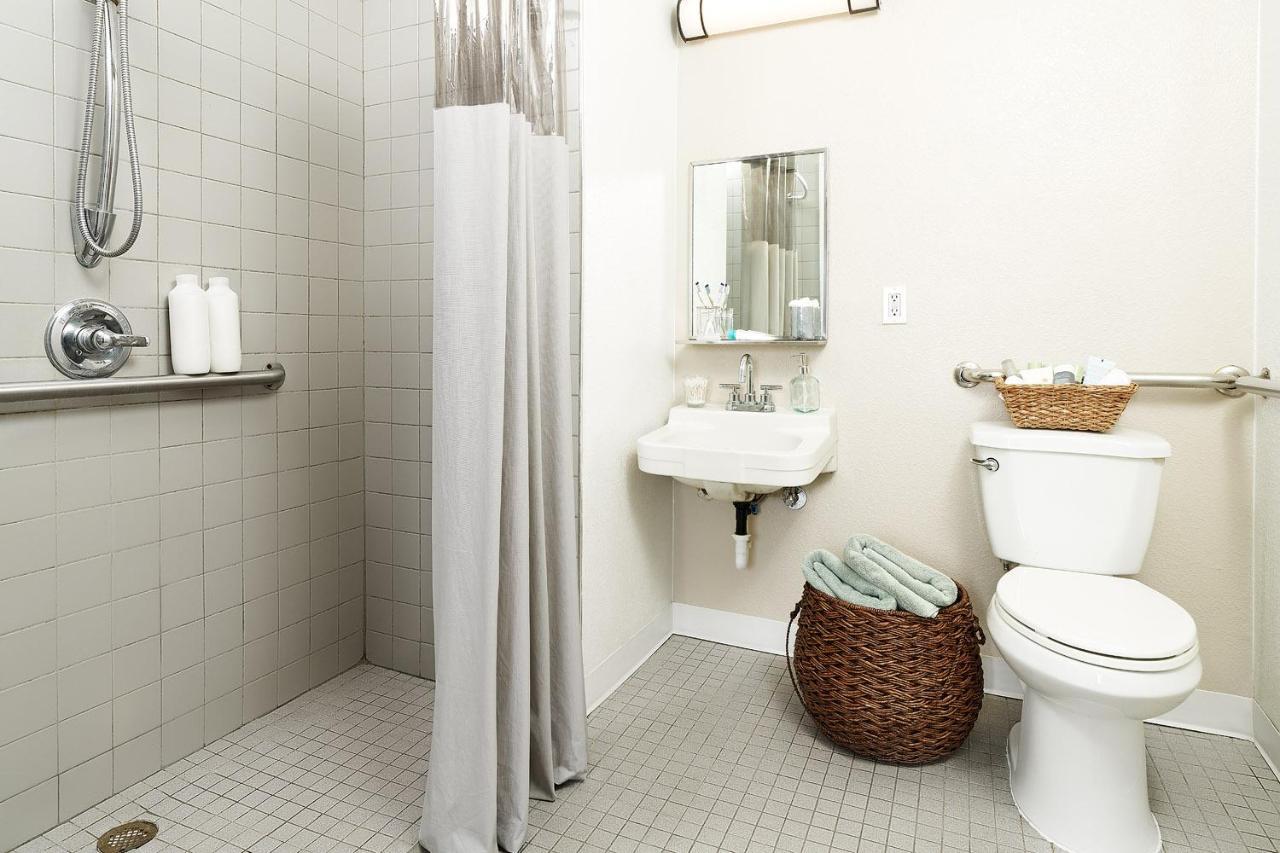 Intown Suites Extended Stay Louisville Ky - Airport ภายนอก รูปภาพ