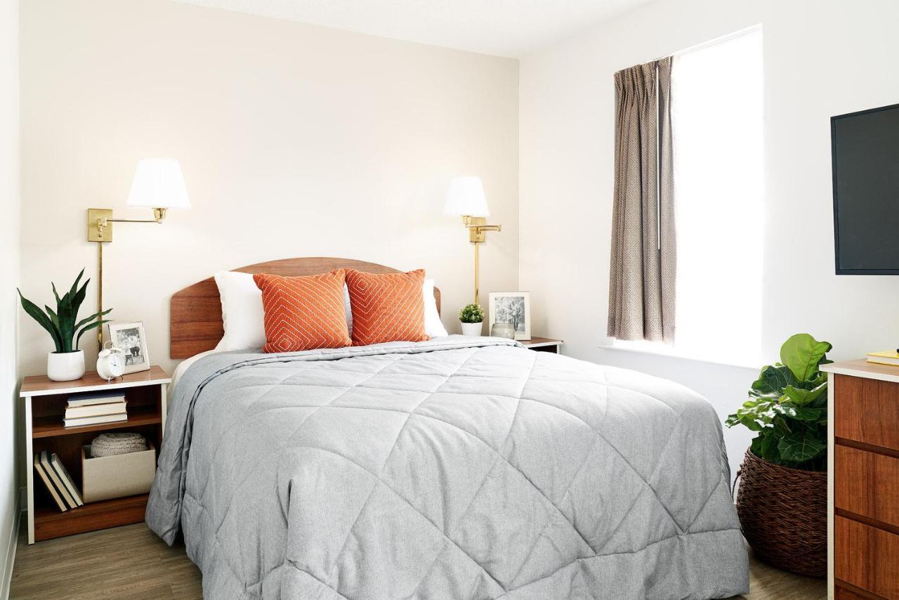 Intown Suites Extended Stay Louisville Ky - Airport ภายนอก รูปภาพ